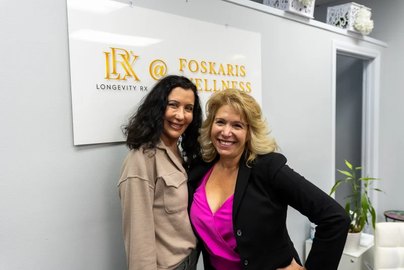 Penny Foskaris with client during Weight Loss in a Box consultation